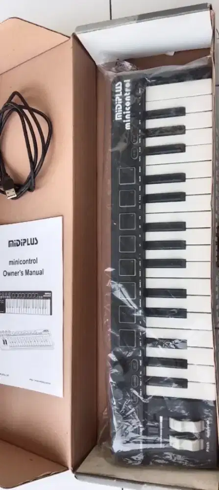 Midiplus midicontroler