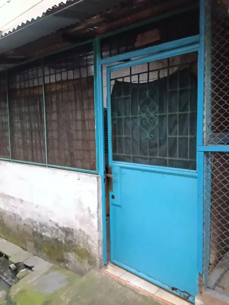 Dijual rumah petak