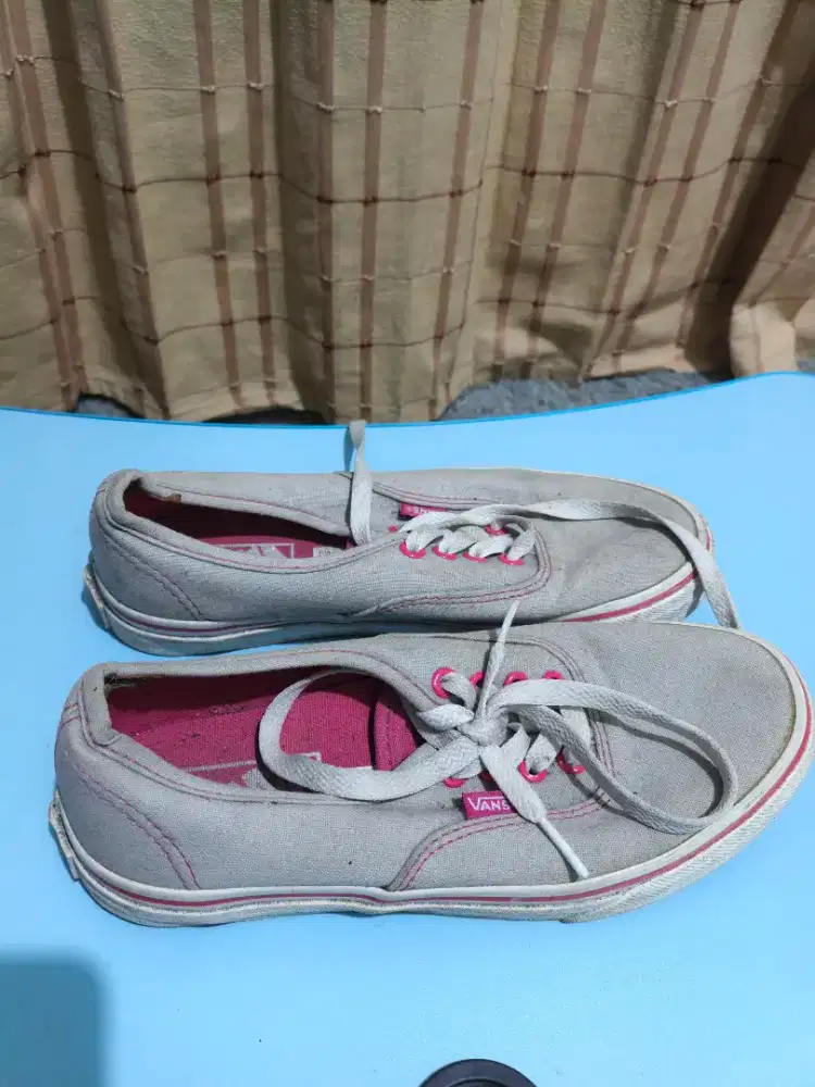 Sepatu Vans Pink
