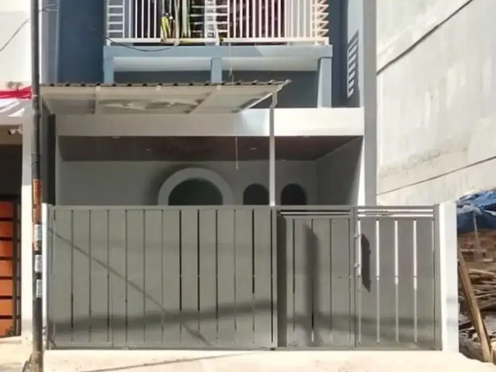 Rumah Baru Minimalis Modern Siap Huni Lokasi Strategis di Kertomenanggal Gayungan Surabaya Selatan