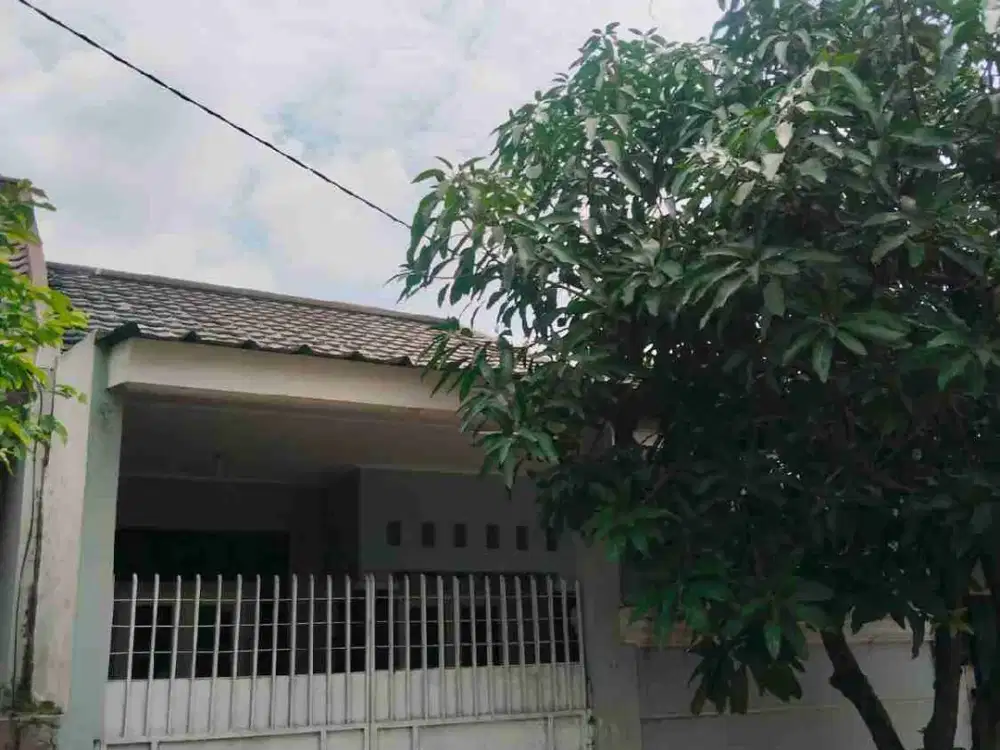 Di jual Rumah siap huni 7 menit ke Tol Gunung Putri.