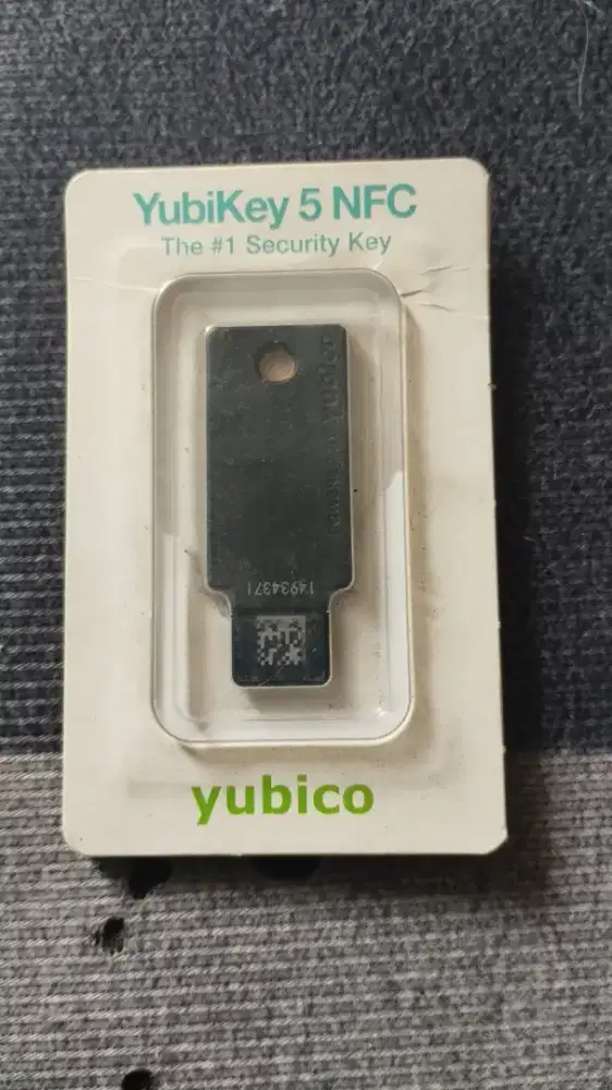 YubiKey 5 NFC USB-A: Kunci Keamanan Multi-Protokol Original