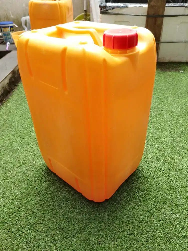 Jerigen besar 20-25 liter
