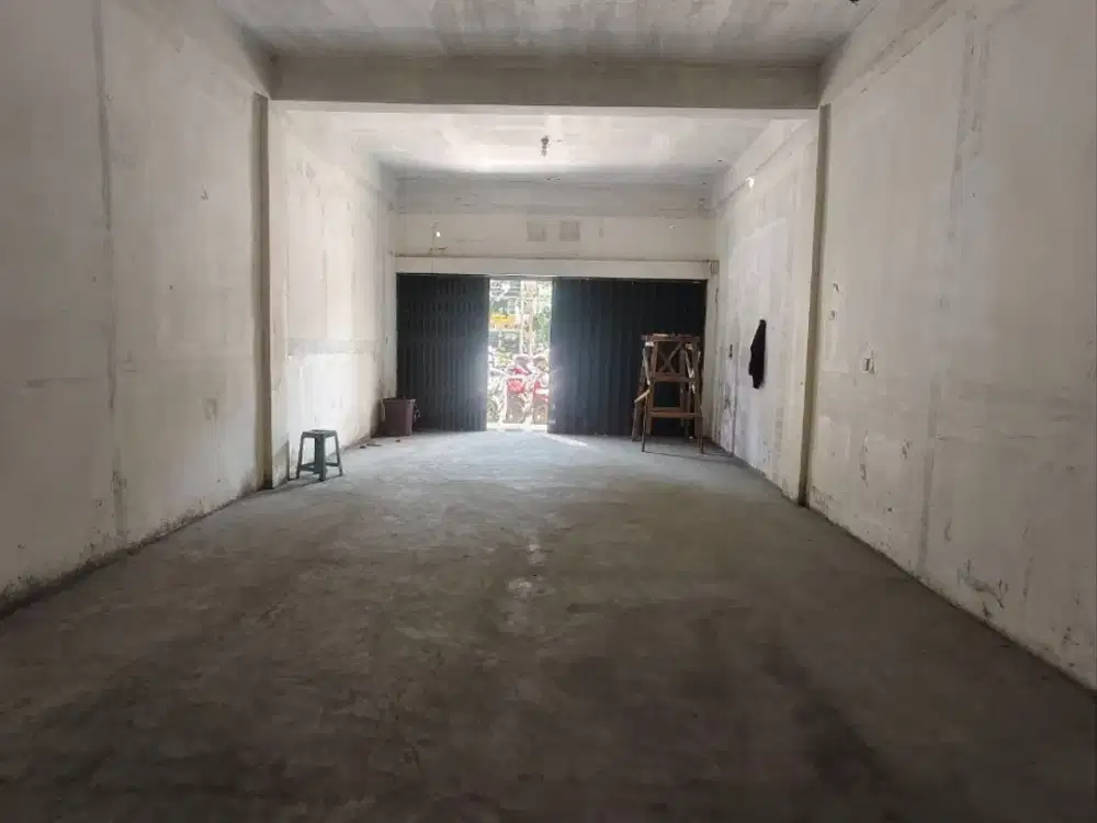 Ruko 3lt murah, tepi jalan besar jalan Arifin Ahmad Pekanbaru