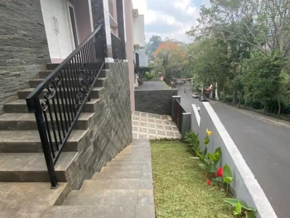 Dijual Rumah di Dago Pandawa Bandung Siap Huni