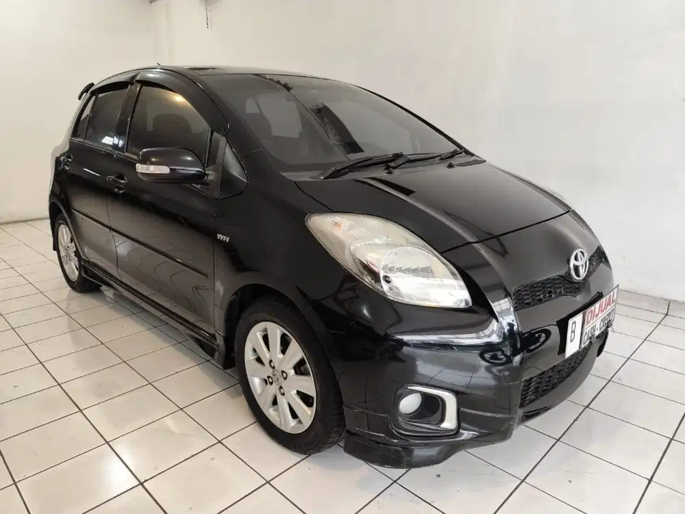 Toyota Yaris S Limited 2012 (BAPAO)