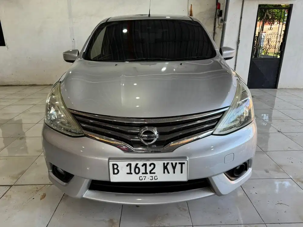 Nissan Grand Livina 2014