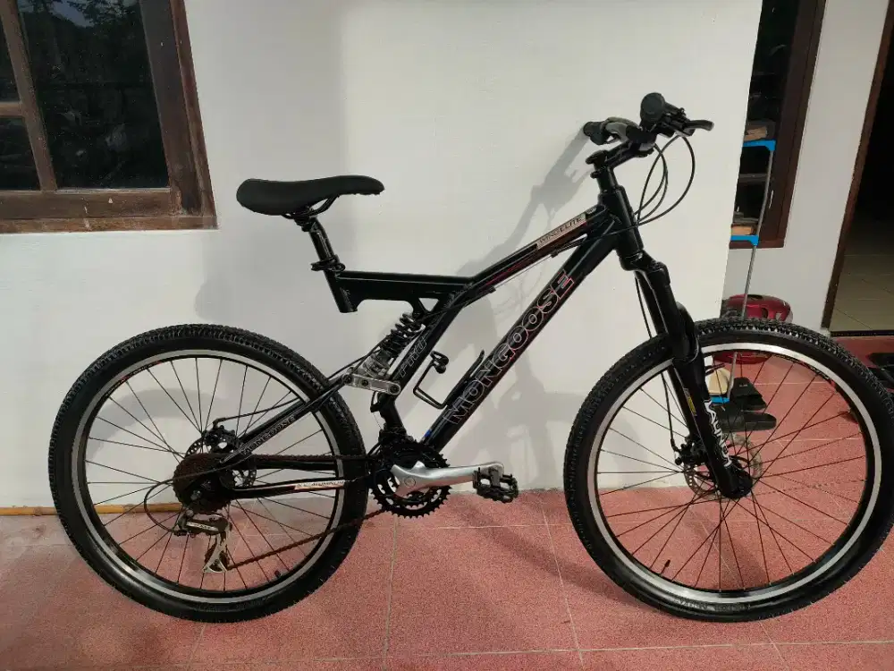 Mtb Mongoose Pro wing elite