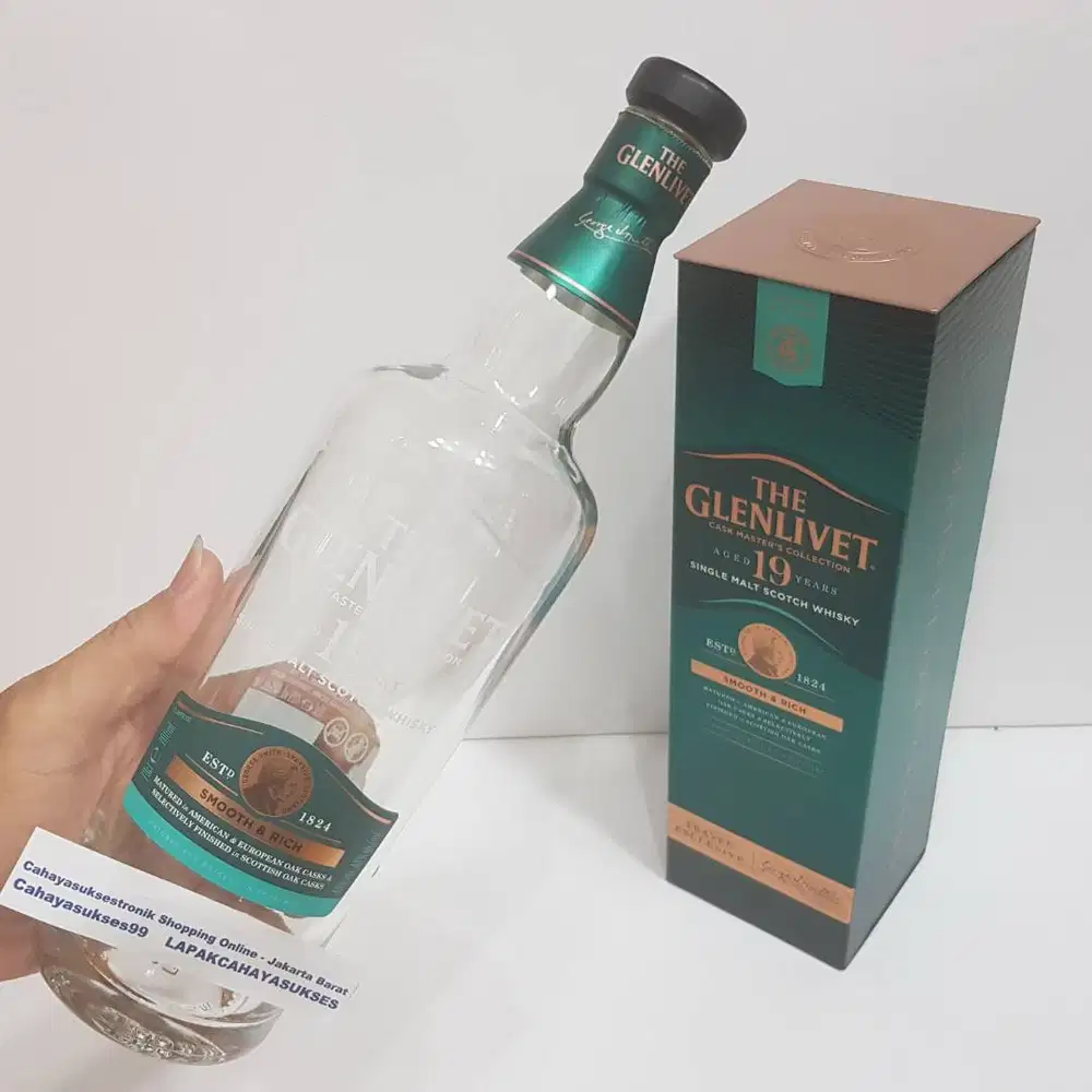 Botol Kosong Glenlifet 19 Travel Exclusive Koleksi Hiasan Kamar Antik