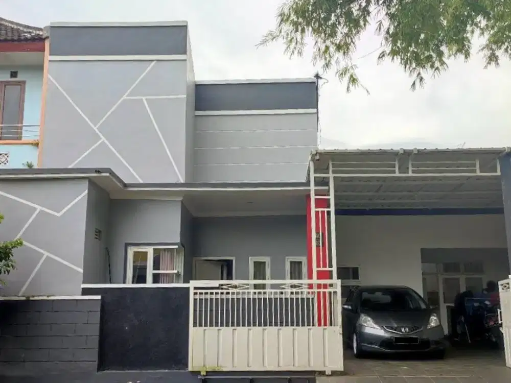 Rumah Hook Bagus Modern dekat UMM di Sengkaling Malang