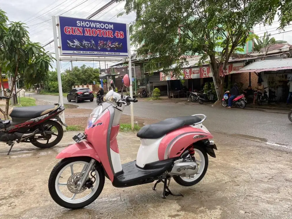 Honda scoopy tahun 2010