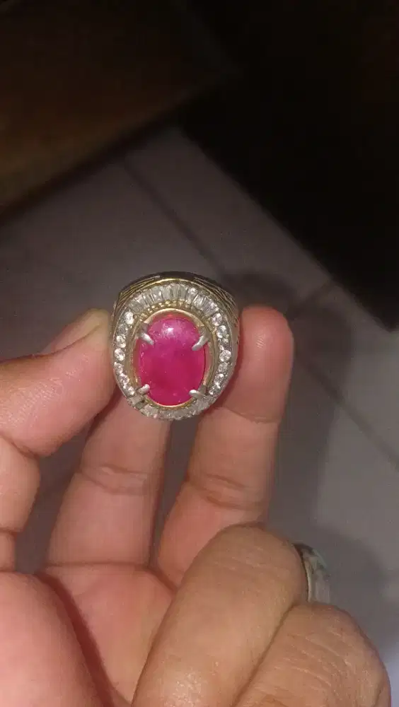 Cincin Permata Ruby