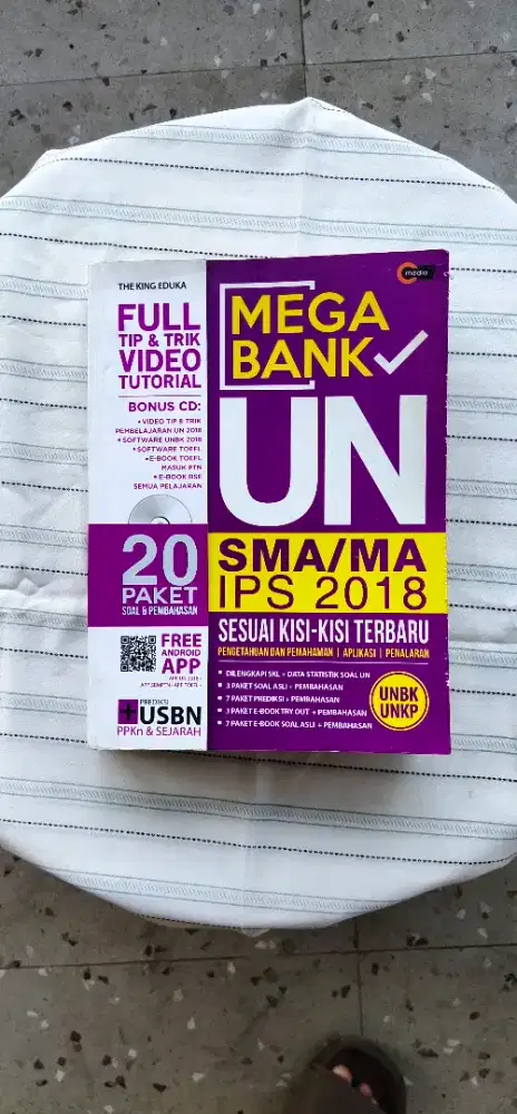 Buku Mega Bank UN SMA/MA/IPS 2018-Preloved Very Good Condition