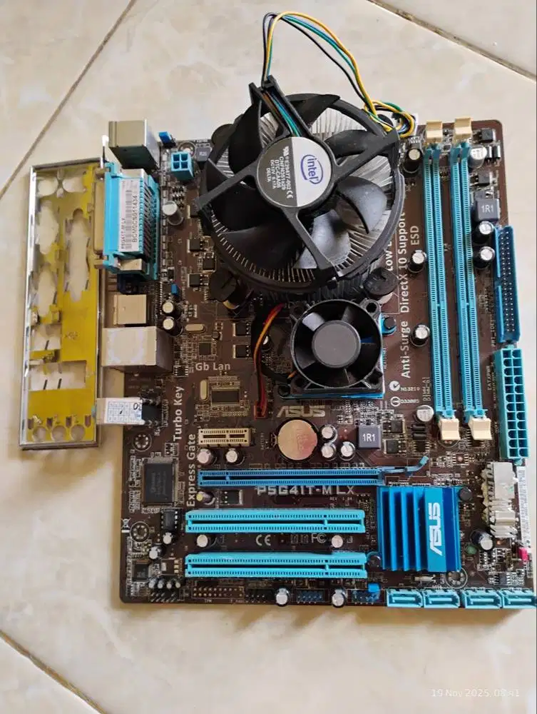 ASUS P5G41T-M LX LGA775 DDR3 & Intel Core 2 Quad Q8200 2.3GHZ 4C 4T