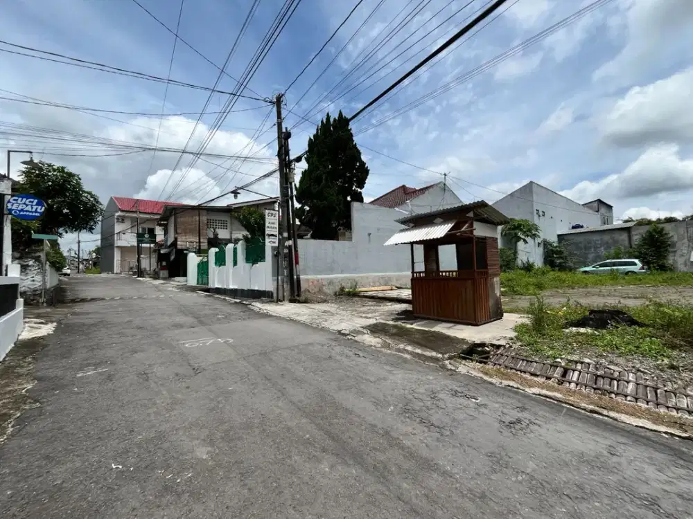 Tanah SHM 2 Menit Kampus UII – Muka 30m & 10m, Hook