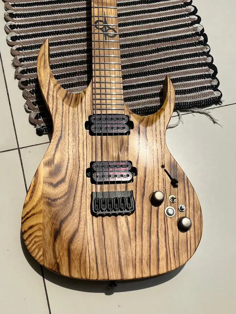 Solar gitar elektrik high quality custom