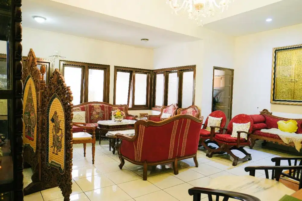 Rumah Bagus Jl Bengawan Cihapit Bandung