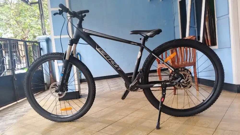 Sepeda MTB 27.5 inch united Detroit 6.1 hydralic