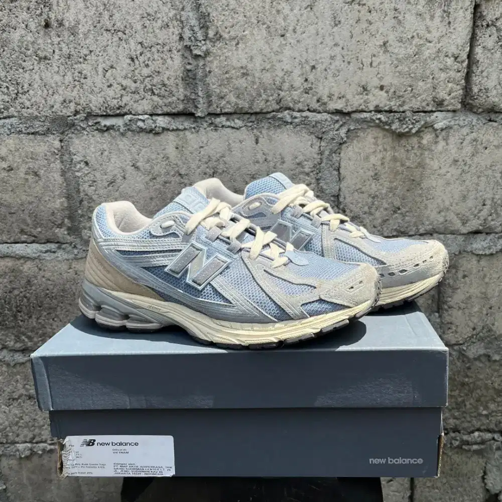 Sepatu New Balance 1906 F Light Blue Size 45 Original MAP Fullset