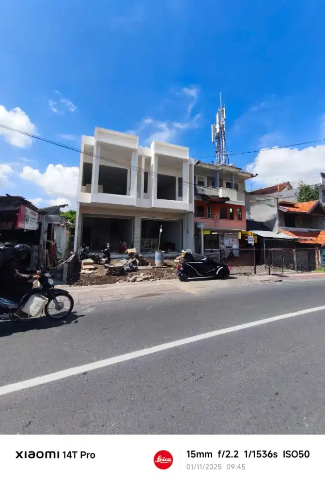 RUKO BARU SIAP HUNI JALAN UTAMA MONANG MANING