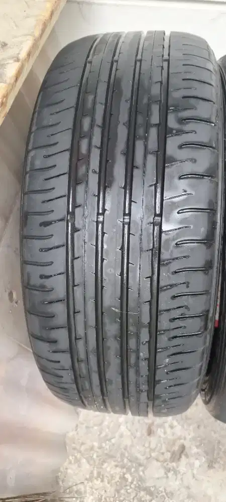 Dunlop SP Sport Maxx 050 225/50R18