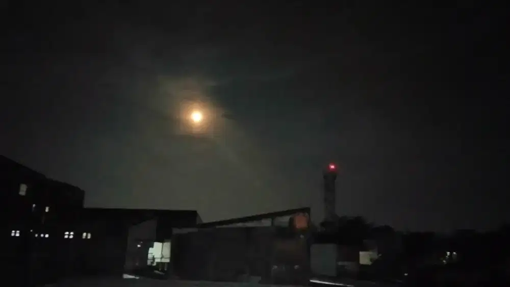 Spakbor depan Deluxe gen1