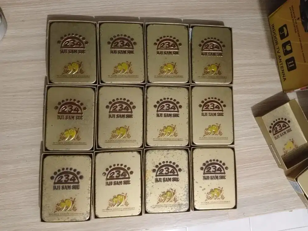 Kotak Kaleng Tin Rokok Dji Sam Soe 234 Edisi 99 Tahun Citarasa Legenda
