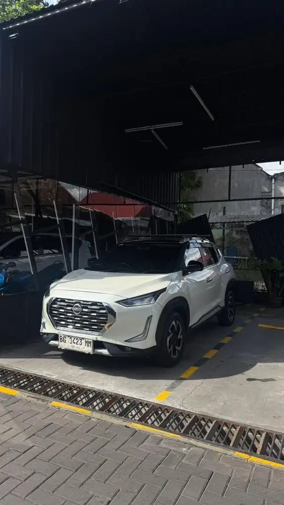 Nissan Magnite 1.0L Turbo, Premium CVT Two Tone tahun 2022