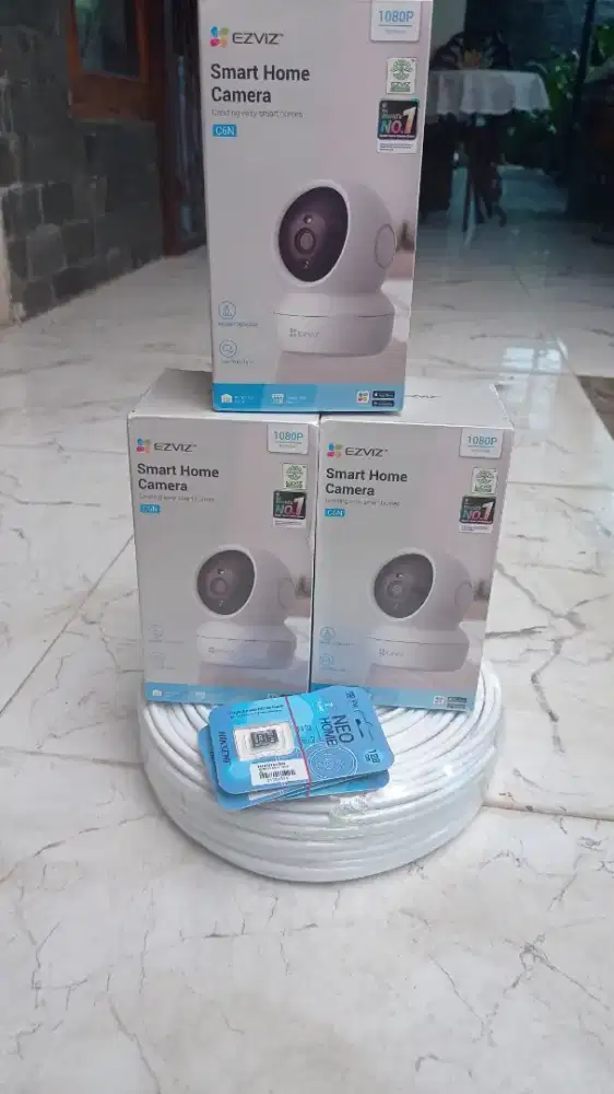 Sepaket ezviz c6n + memori 64gb 1jt free bagus puas