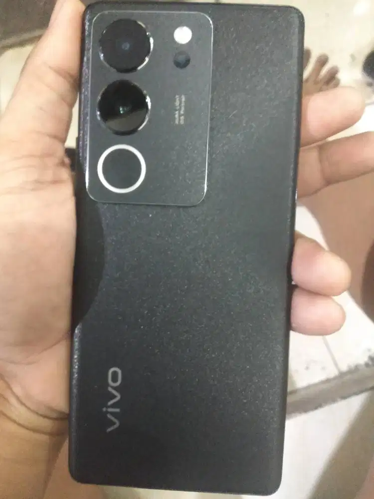 JuaL cepat V29 Ram 8/256 . Jaringan 5G