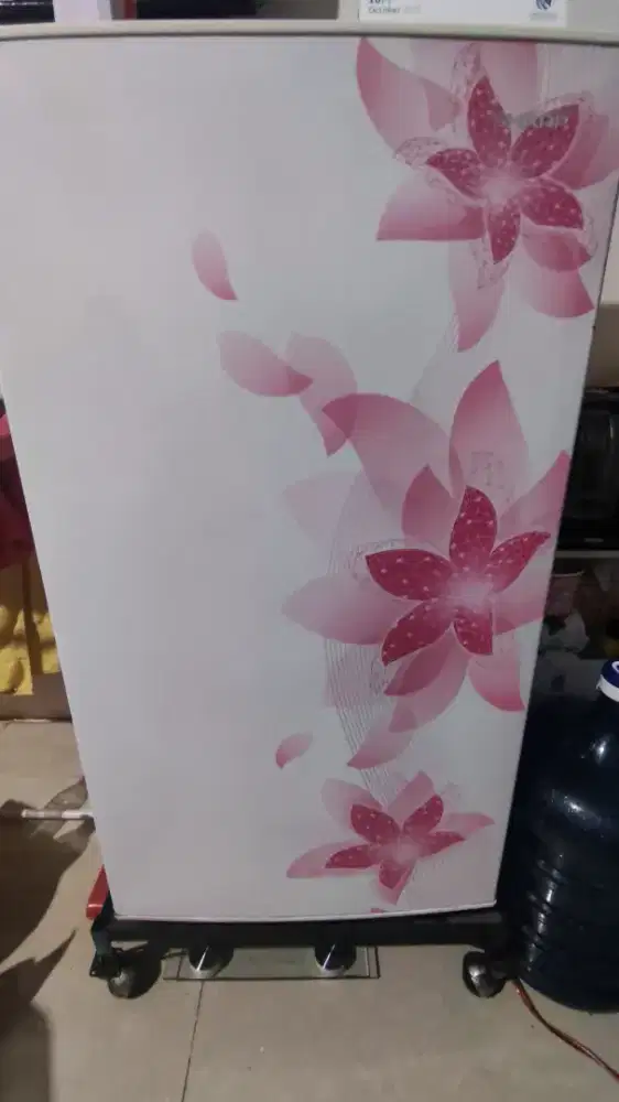 di jual kulkas sharp 1 pintu mulus