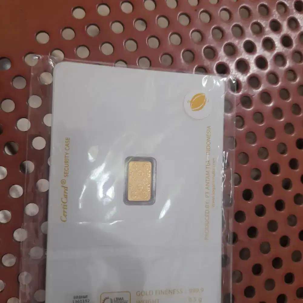Logam mulia emas antam 0,5gr