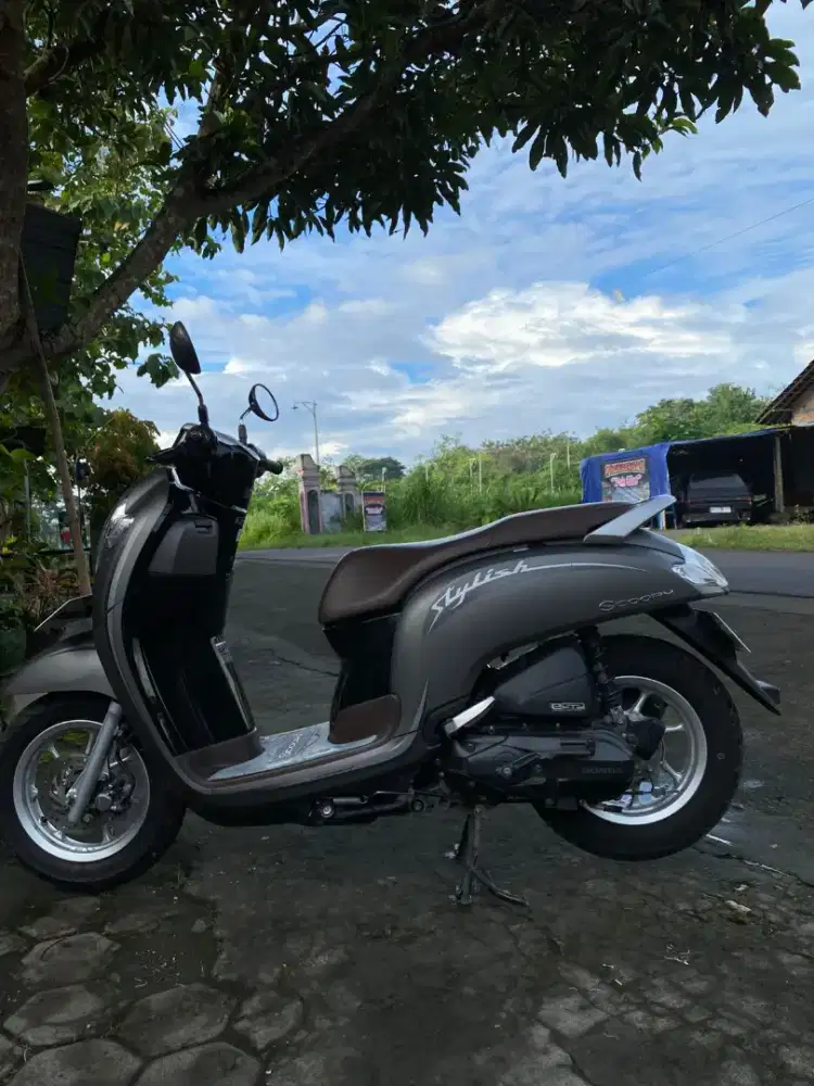 Di jual scoopy 2020