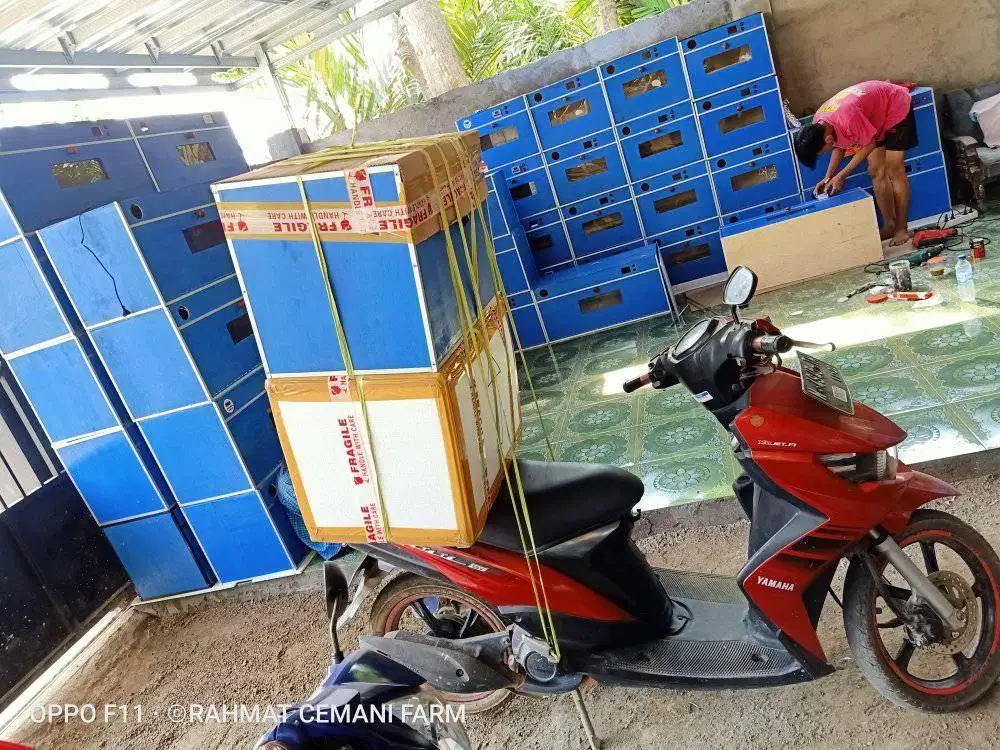 Mesin penetas telur otomatis