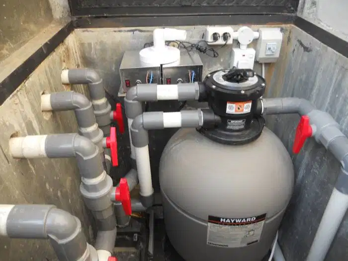 TUKANG PASANG POMPA KOLAM RENANG