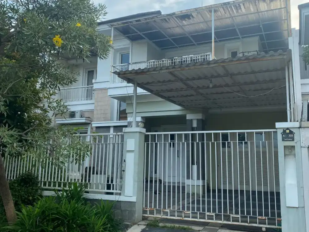 Rumah 2 Lantai, Bagus dan Strategis, Puri Galaxy