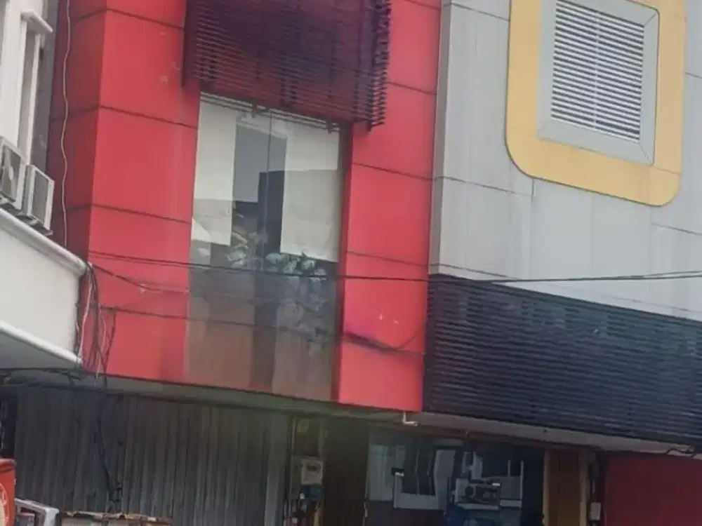 Ruko Boulevard Raya Kelapa Gading 184m 3 lantai, hadap jalan raya