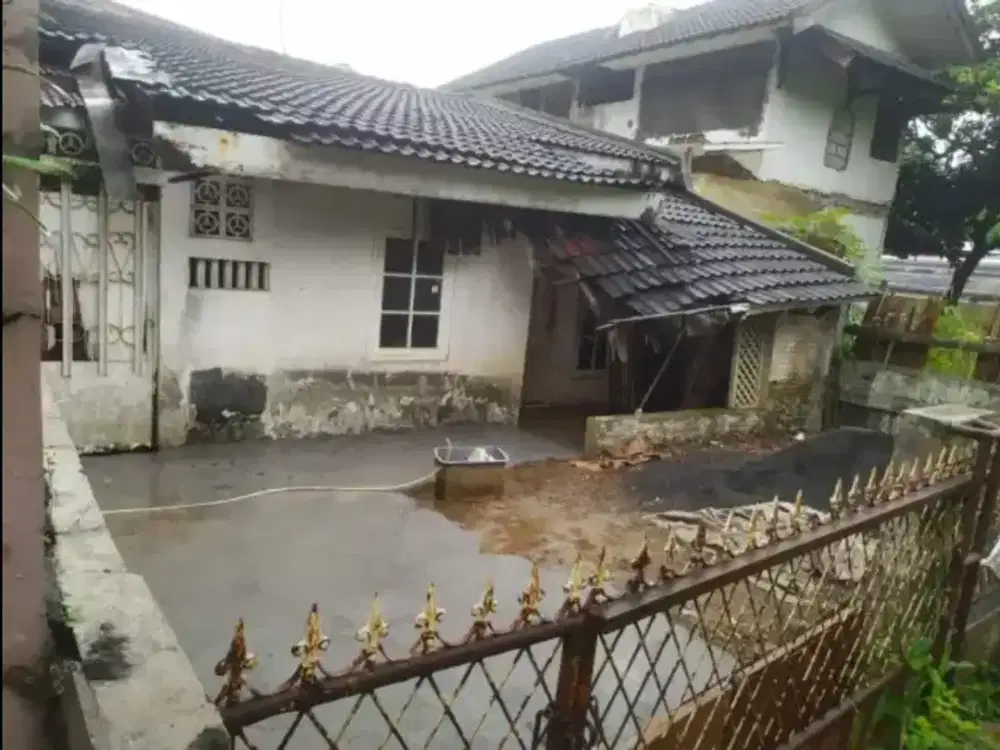 Dijual Cepat Rumah Lama di Cirendeu Permai, Ciputat Tangsel