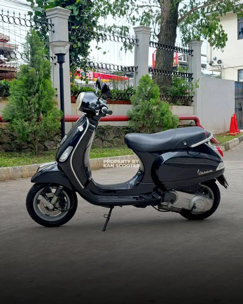 JUAL MURAH VESPA LX 150 2V INJEKSI 2012 MULUS