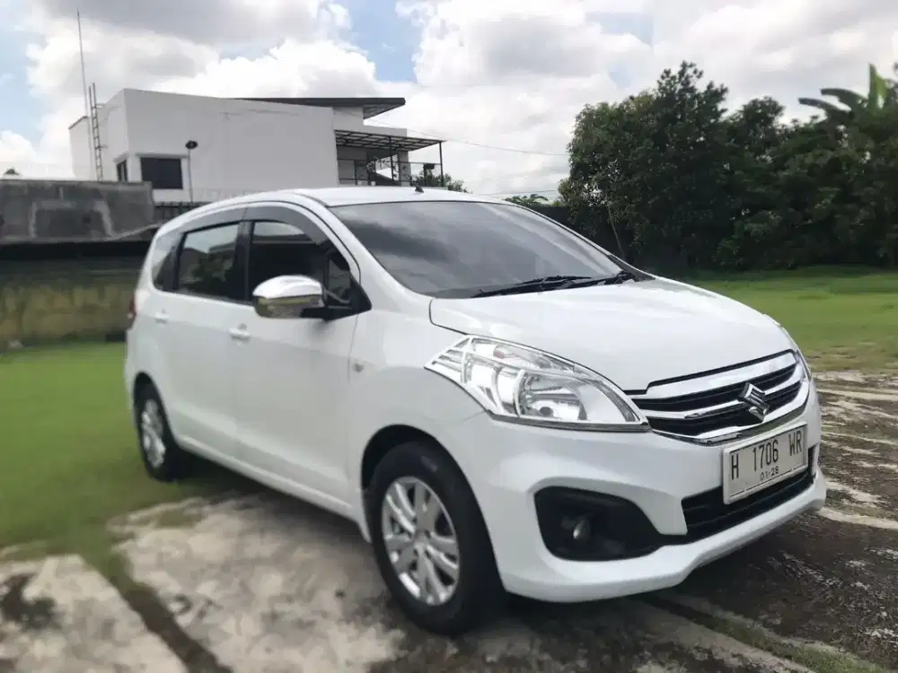 Suzuki ertiga 2017 tinggal pakai