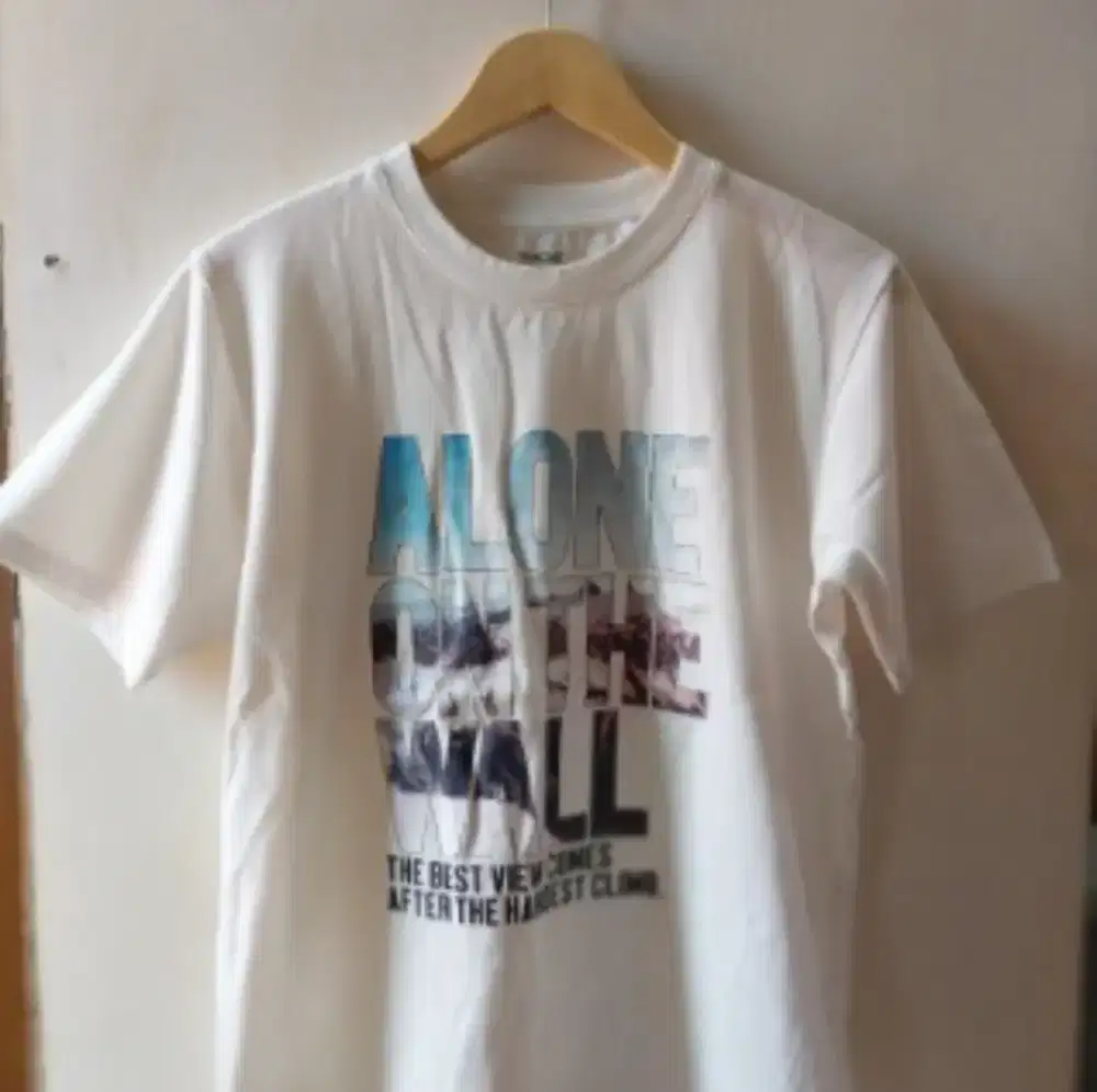 Kaos uniqlo size L