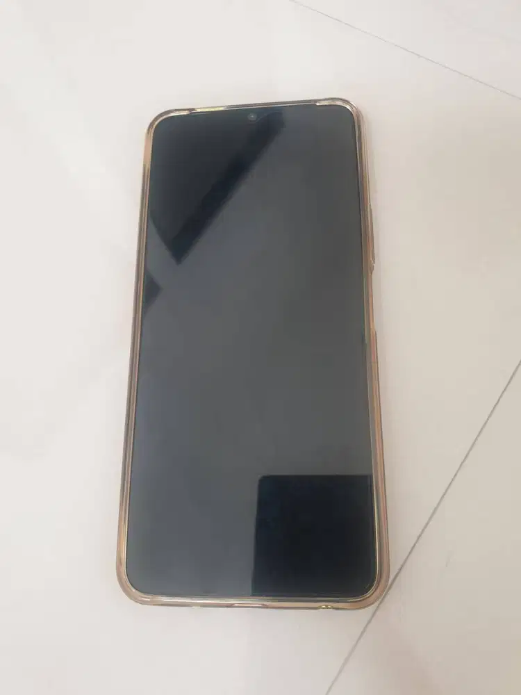 dijual Vivo Y18 mulus & dusbook lengkap
