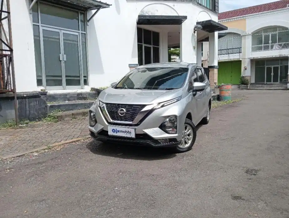 Pajak Panjang - NISSAN LIVINA 1.5 EL BENSIN M/T 2019 SILVER