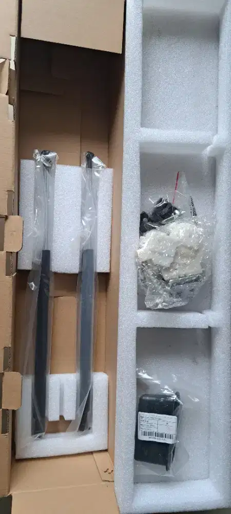 Shock hidrolik Bagasi Pajero Dakar 2016