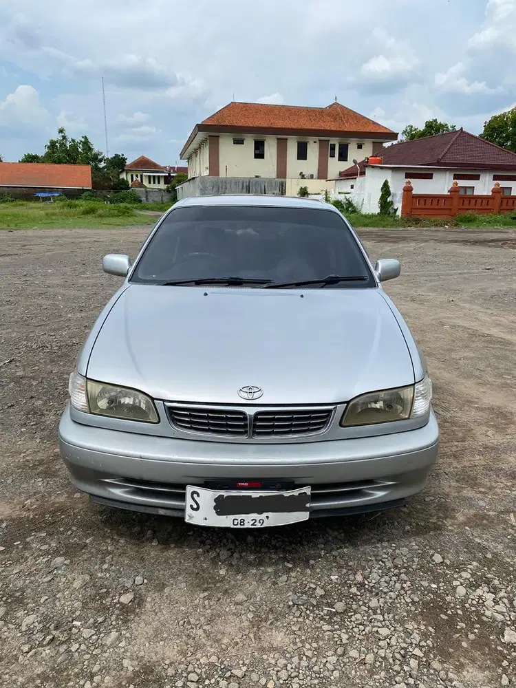 Corolla tahun 2000