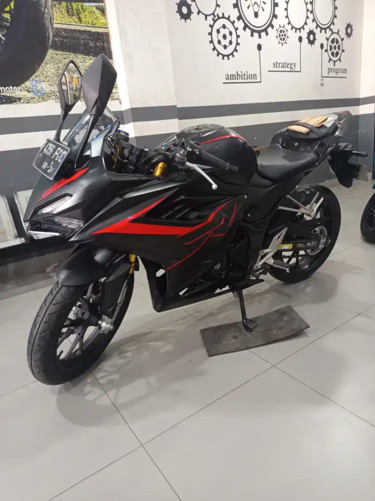 Al new CBR 150R 2021 exlusive