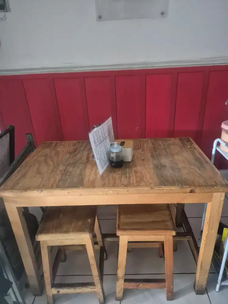 Di jual meja dan kursi makan warung buat usaha