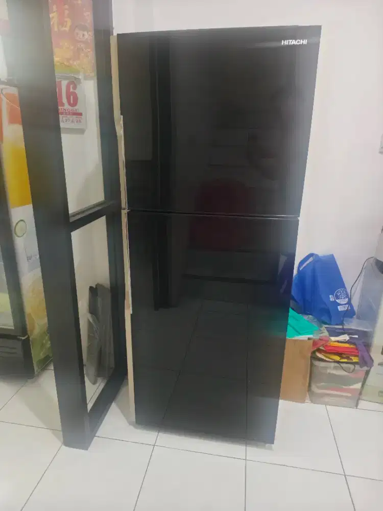 KULKAS HITACHI ATAS BAWAH BESAR