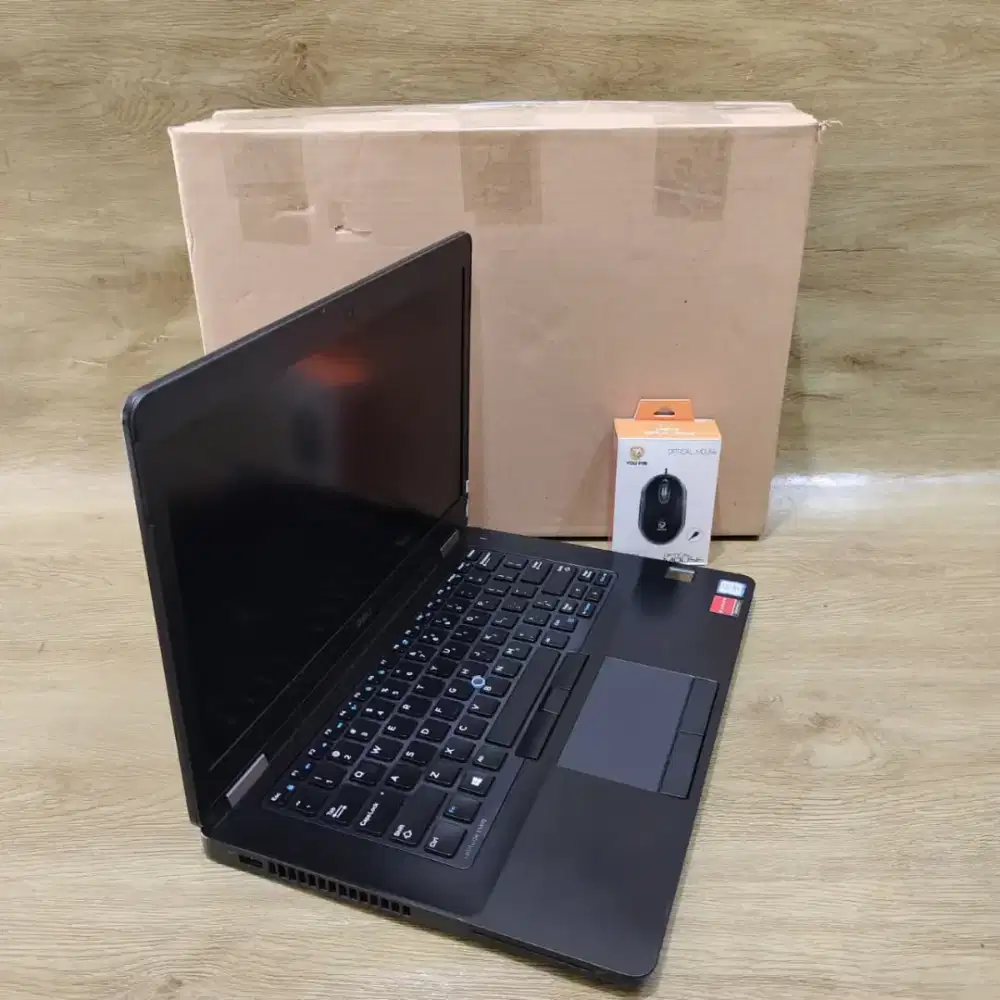 Laptop Gaming Dell Slim Core i7 Gen 6 Dual VGA Ram 16GB bonus Mouse