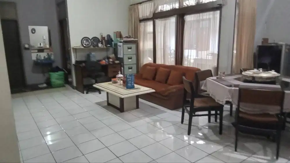 Dijual Rumah + Kost an Dekat Kampus Widyatama/ITENAS